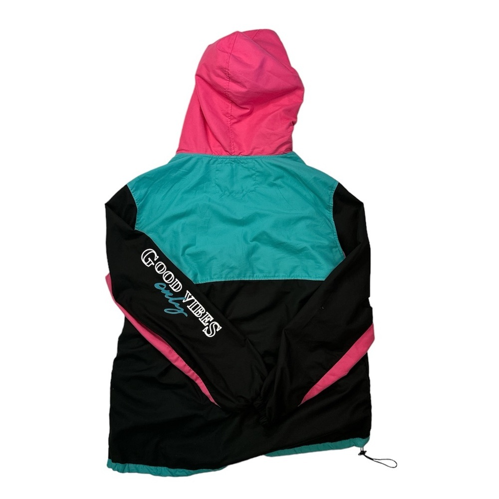 Trademark Brooklyn Cloth Nostalgic 90s Retro Vintage Style Hooded Jacket - Picture 2 of 7